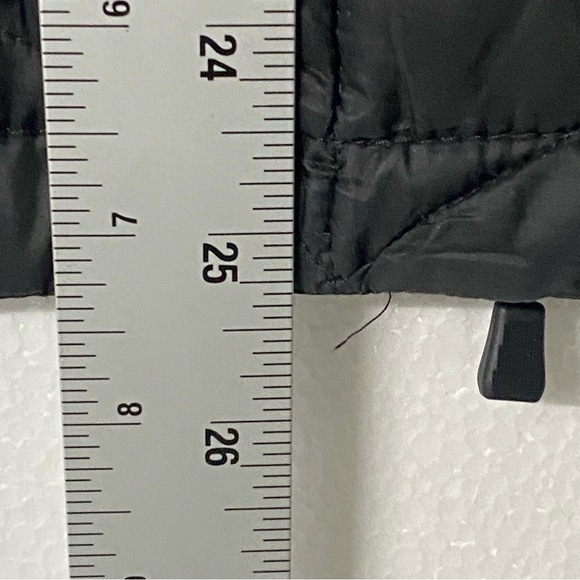 The North Face Quilted Jacket Small Black Full Zip Theroball Mock Neck - Picture 10 of 11